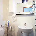 דירה Tomari
