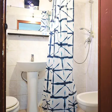 Apartament Tomari Bari